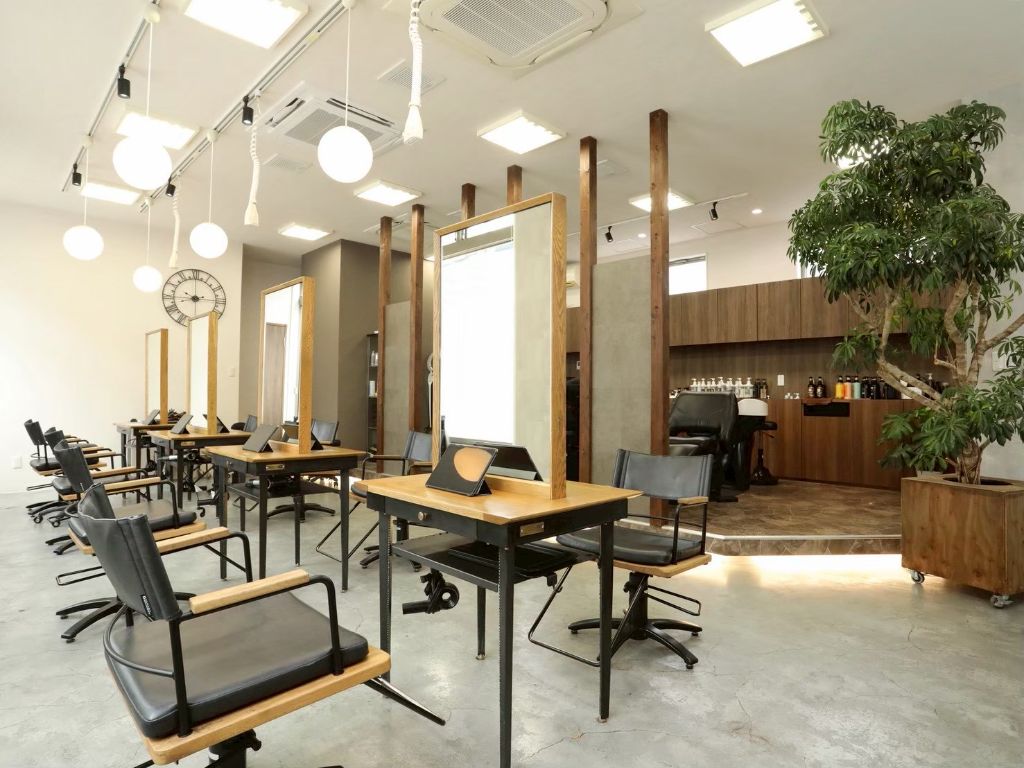 Amily HAIR SALON 土浦店